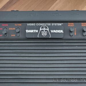 Atari 2600 / 2600+ Cartridge Slot Dust Cover – Darth Vader version – Logo+Text